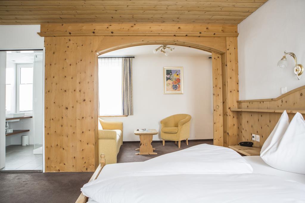 Hotel Filli Scuol Εξωτερικό φωτογραφία